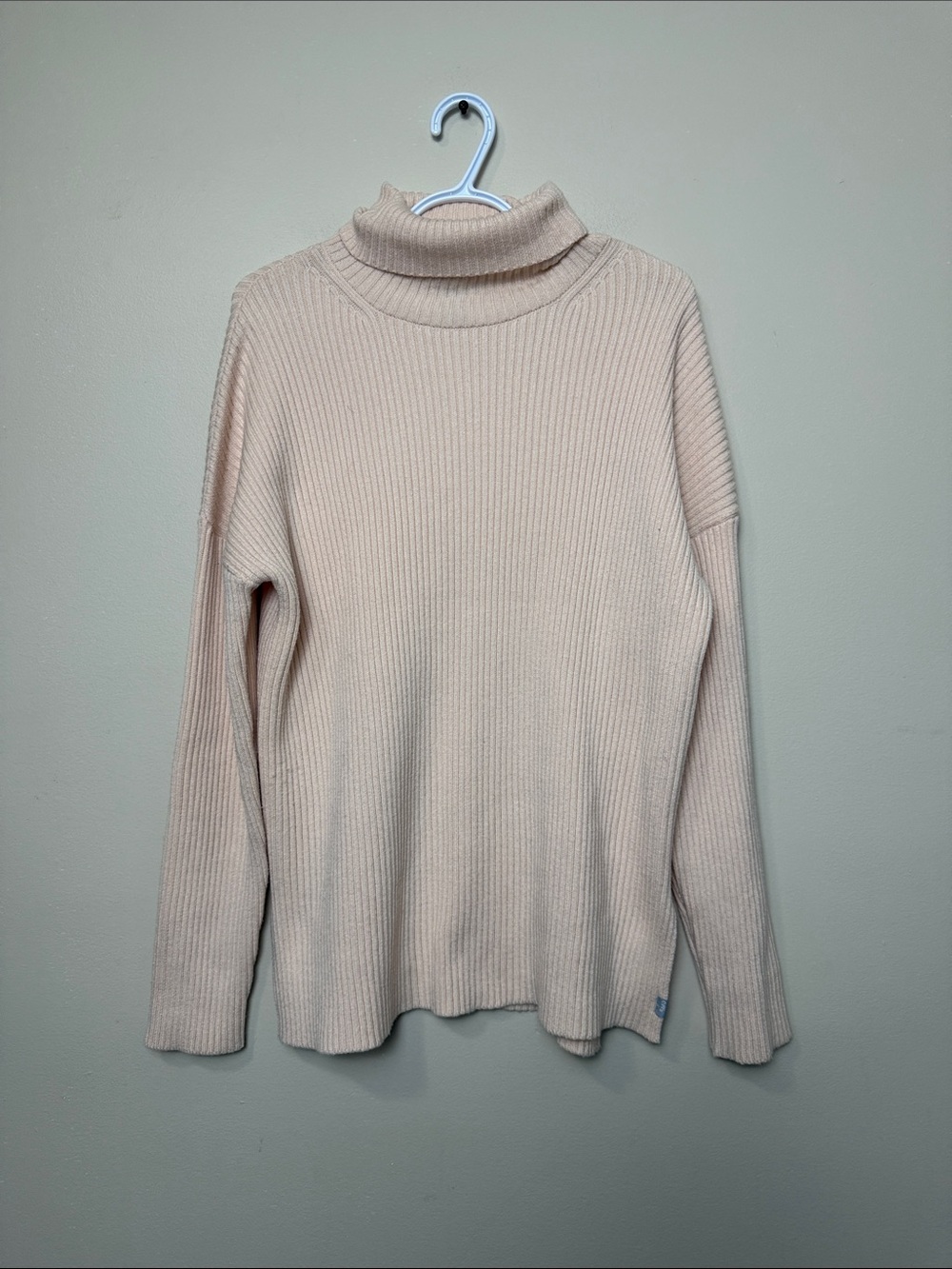 FWD Ribbed Cowl Neck Sweater size M